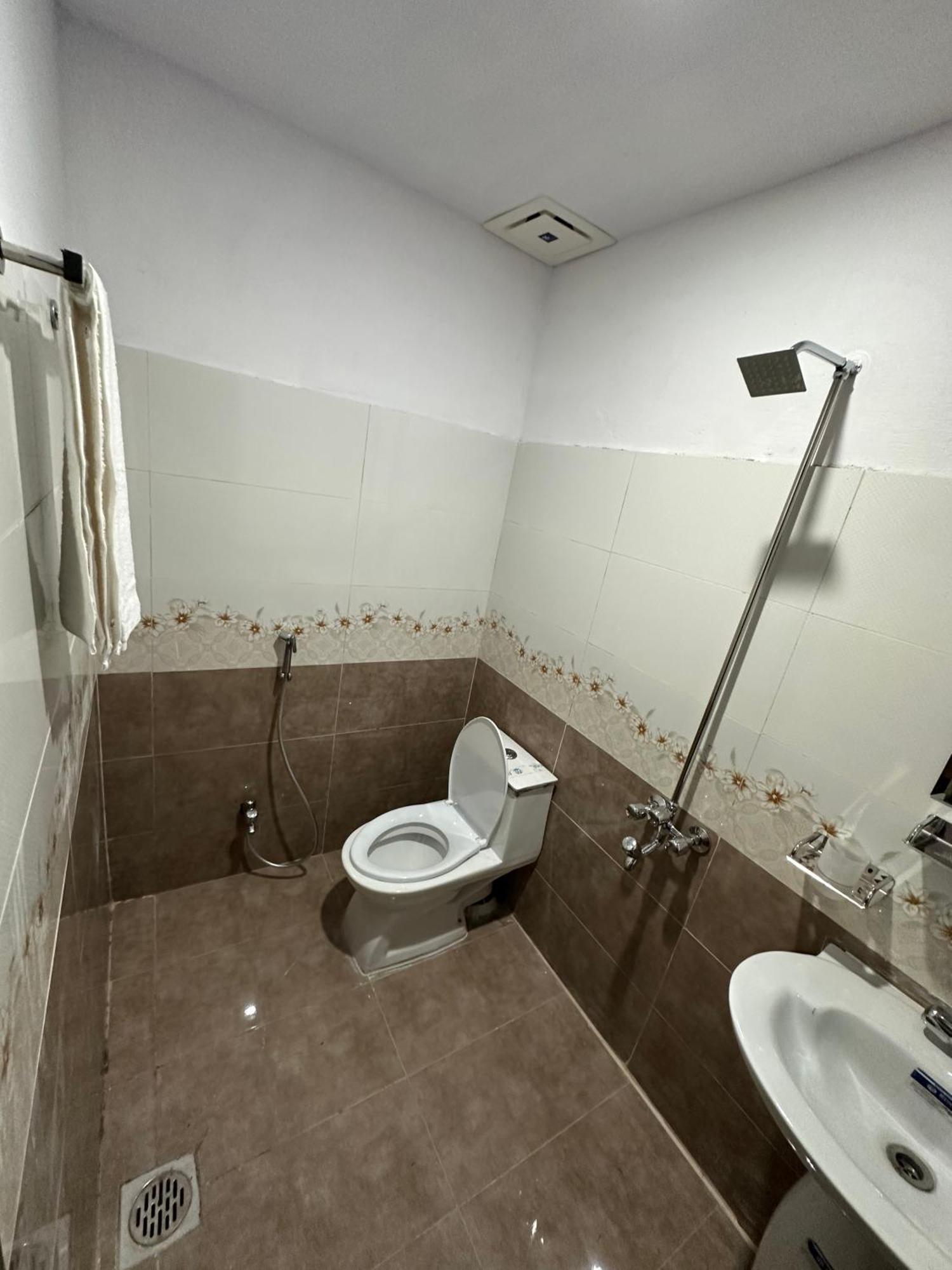 Decent Lodge Guest House Islamabad Exterior foto